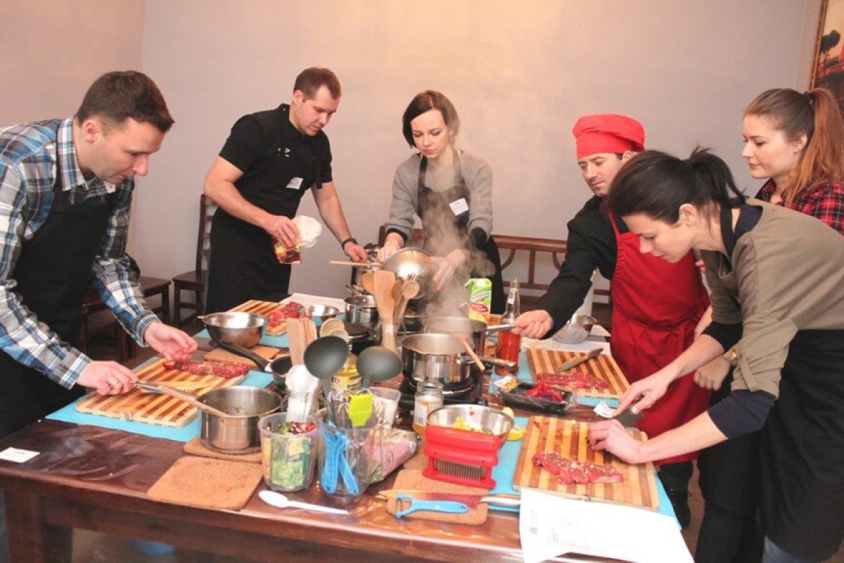 Warsztaty kulinarne gastronomiczne gotowanie pokazy w galeriach handlowych szkoła gotowania dzieci dorośli firmy instytucje publiczne centra domy kultury 
