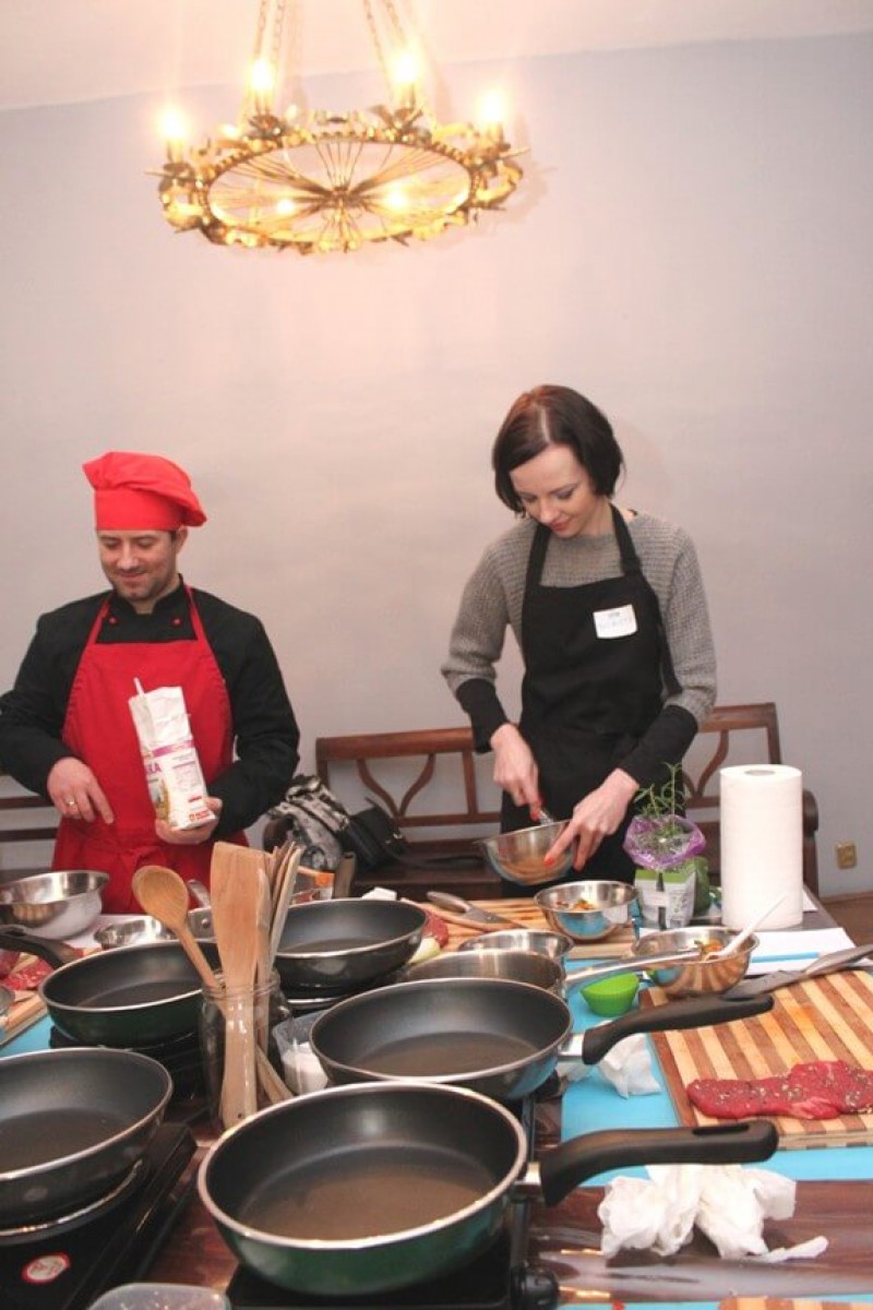 Warsztaty kulinarne gastronomiczne gotowanie pokazy w galeriach handlowych szkoła gotowania dzieci dorośli firmy instytucje publiczne centra domy kultury 