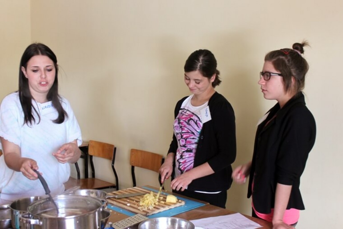 Studio kulinarne Eko Bazar Ekologiczne produkty lubelskie Warsztaty kulinarne gastronomiczne gotowanie pokazy w galeriach handlowych szkoła gotowania dzieci dorośli firmy instytucje publiczne centrum dom kultury