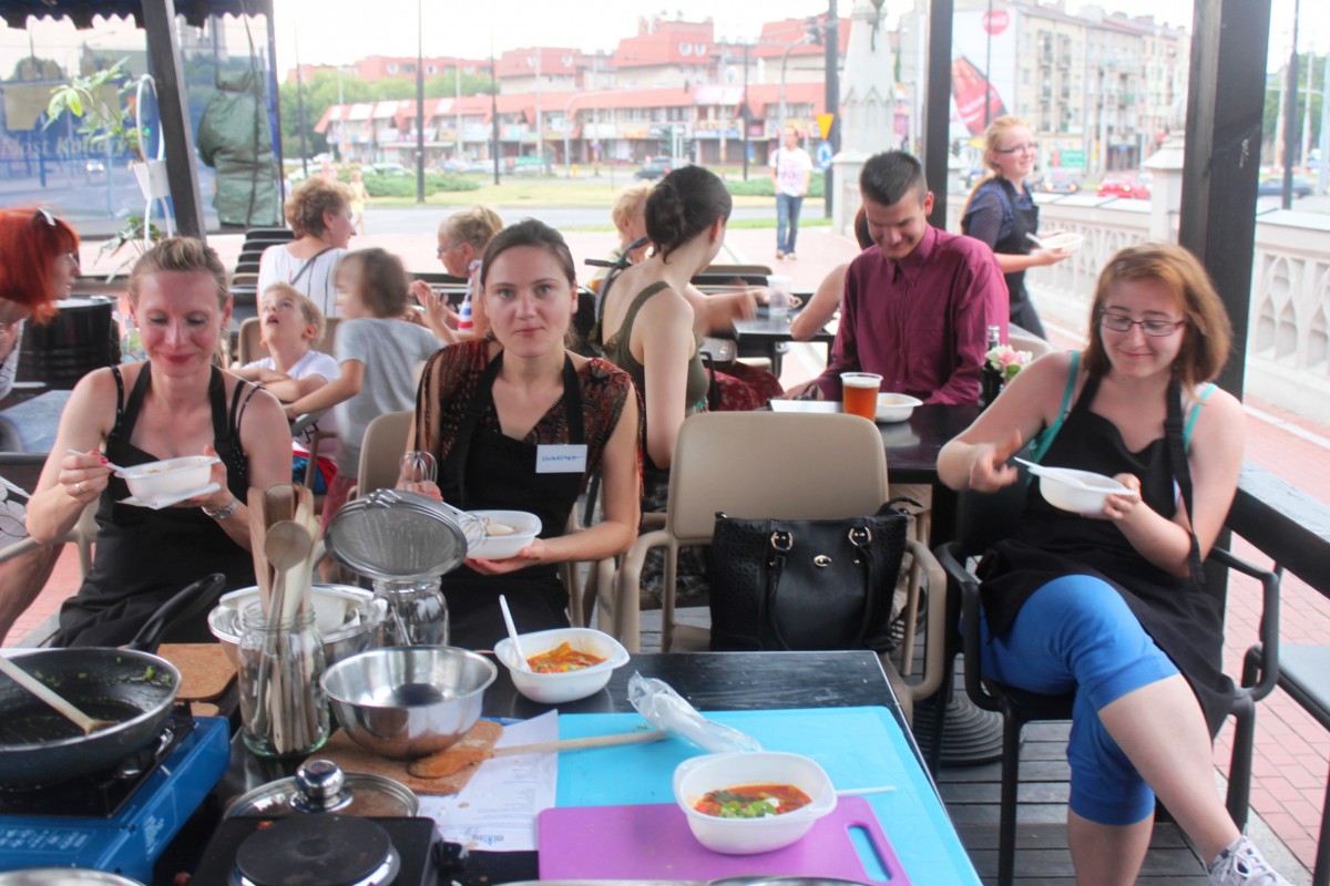 Szkolenia i imprezy integracyjne|Gotowanie|Warsztaty pokazy kulinarne|mEATing|Dawid Furmanek|Blogger|Lublin|Lubelskie|Eventy w galeriach handlowych|Współpraca z agencjami reklamowymi public relations PR