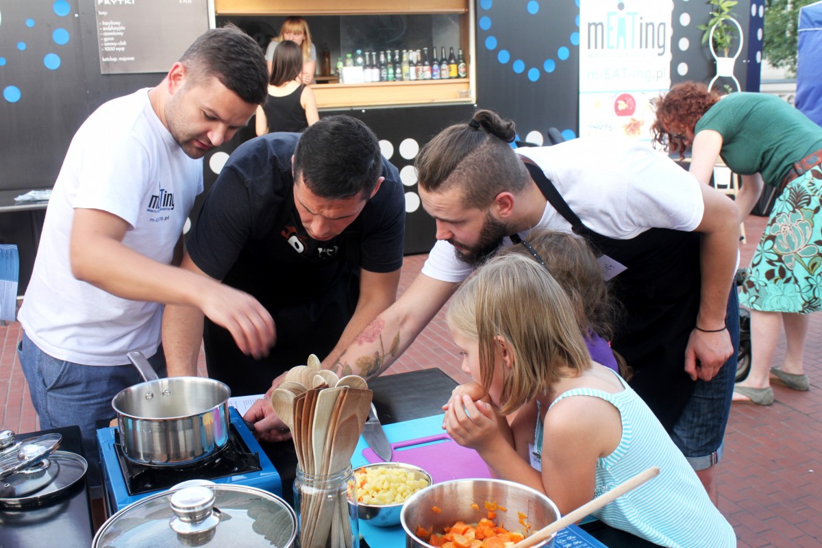 Profesjonalne pokazy i warsztaty kulinarne w Polsce Poznań Warszawa Wrocław Kielce łódź Lublin Rzeszów Zamość Chełm Kraków|Dawid Furmanek mEATing blogger blog gastronomia