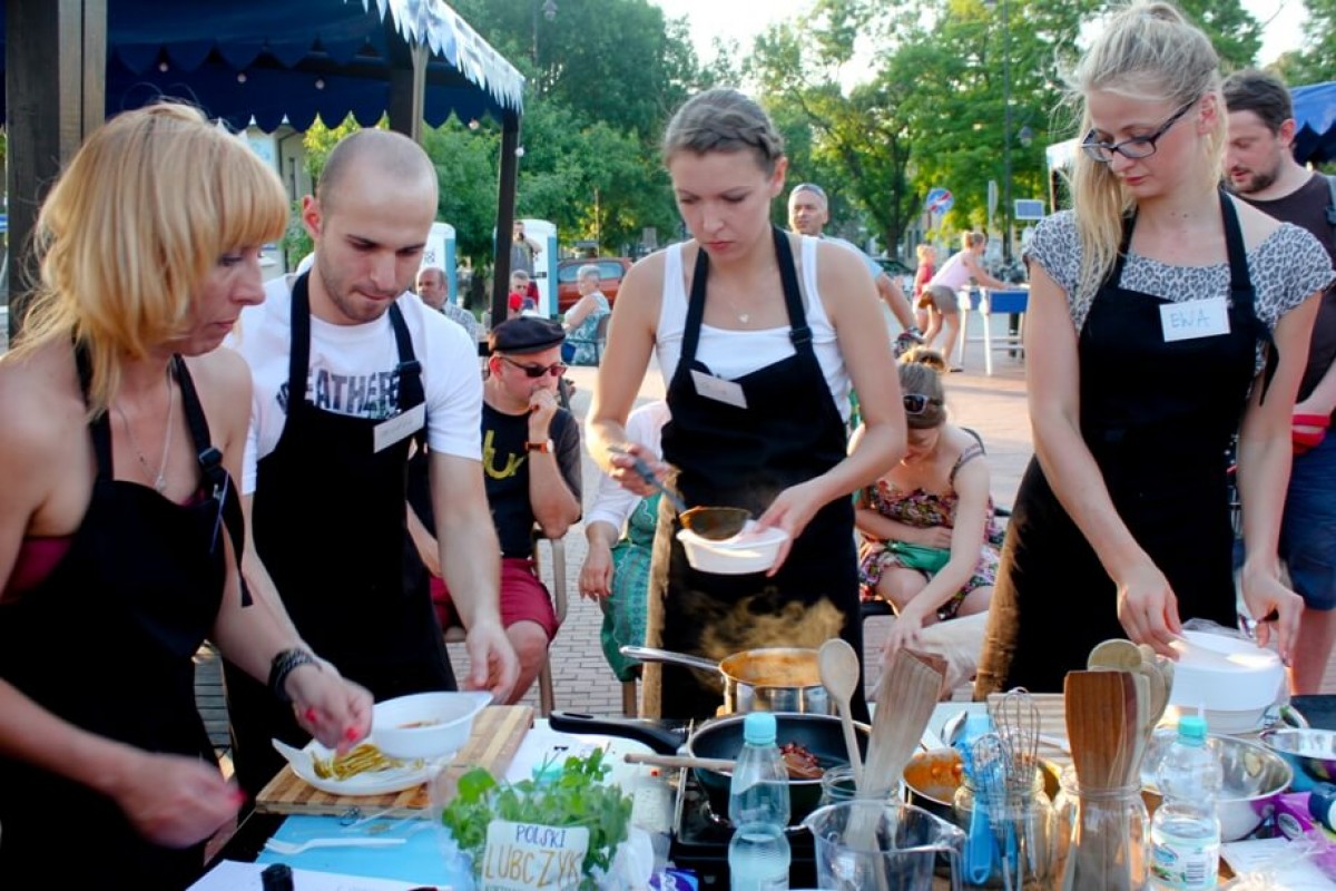 Most Kultury w Lublinie | Warsztaty kulinarne mEATing Lublin Lubelskie | Dawid Furmanek | gotowanie | pokazy kulinarne zajęcia dla dzieci i dorosłych integracja firm