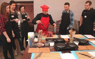 Warsztaty kulinarne gastronomiczne gotowanie pokazy w galeriach handlowych szkoła gotowania dzieci dorośli firmy instytucje publiczne centra domy kultury