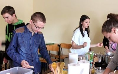 Studio kulinarne Eko Bazar Ekologiczne produkty lubelskie Warsztaty kulinarne gastronomiczne gotowanie pokazy w galeriach handlowych szkoła gotowania dzieci dorośli firmy instytucje publiczne centrum dom kultury